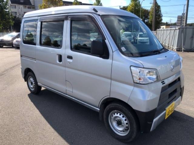 703 DAIHATSU HIJET VAN S331V 2018 г. (ARAI Oyama)